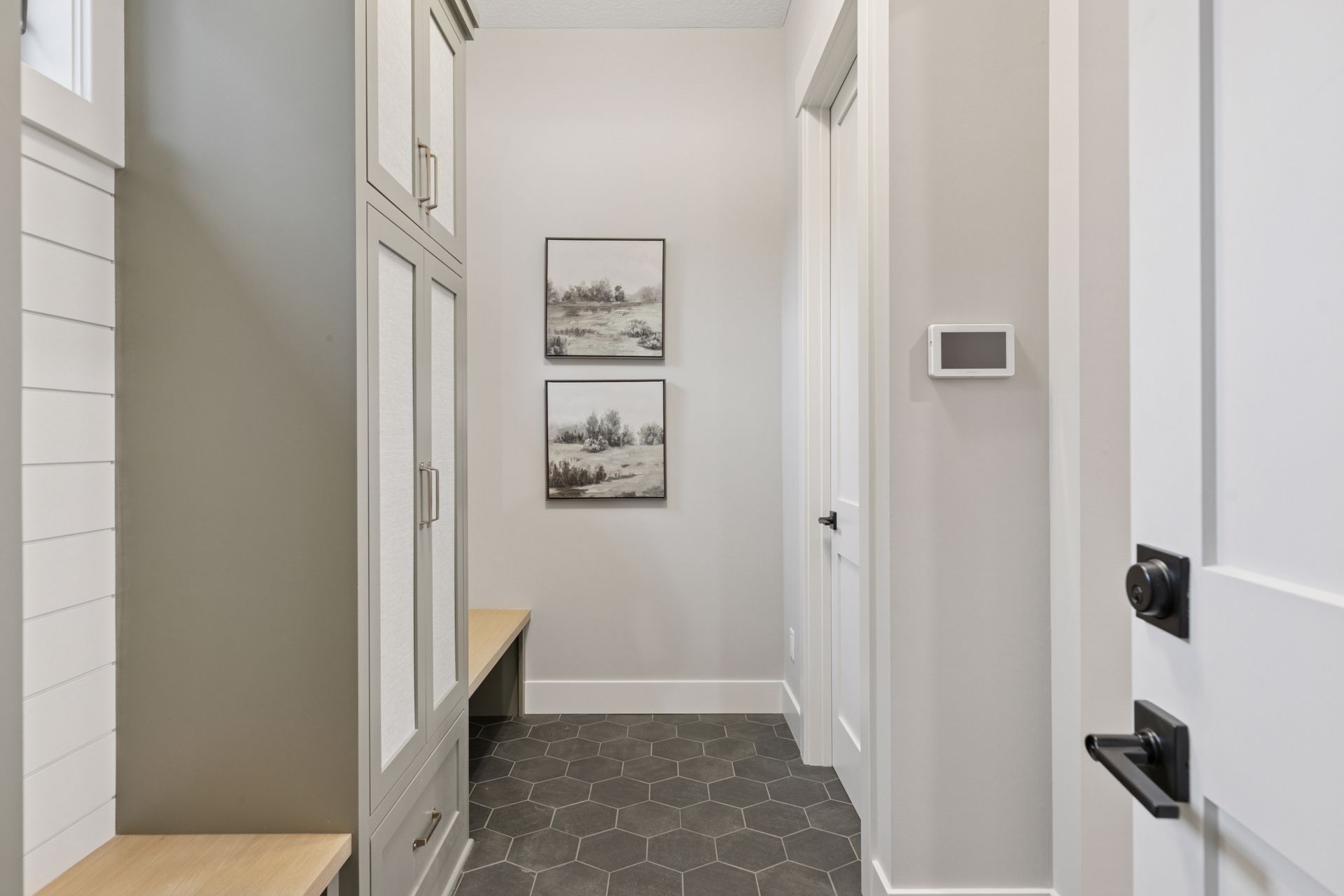 Mud room with built-ins